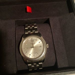 Tudor glamour 10 diamonds